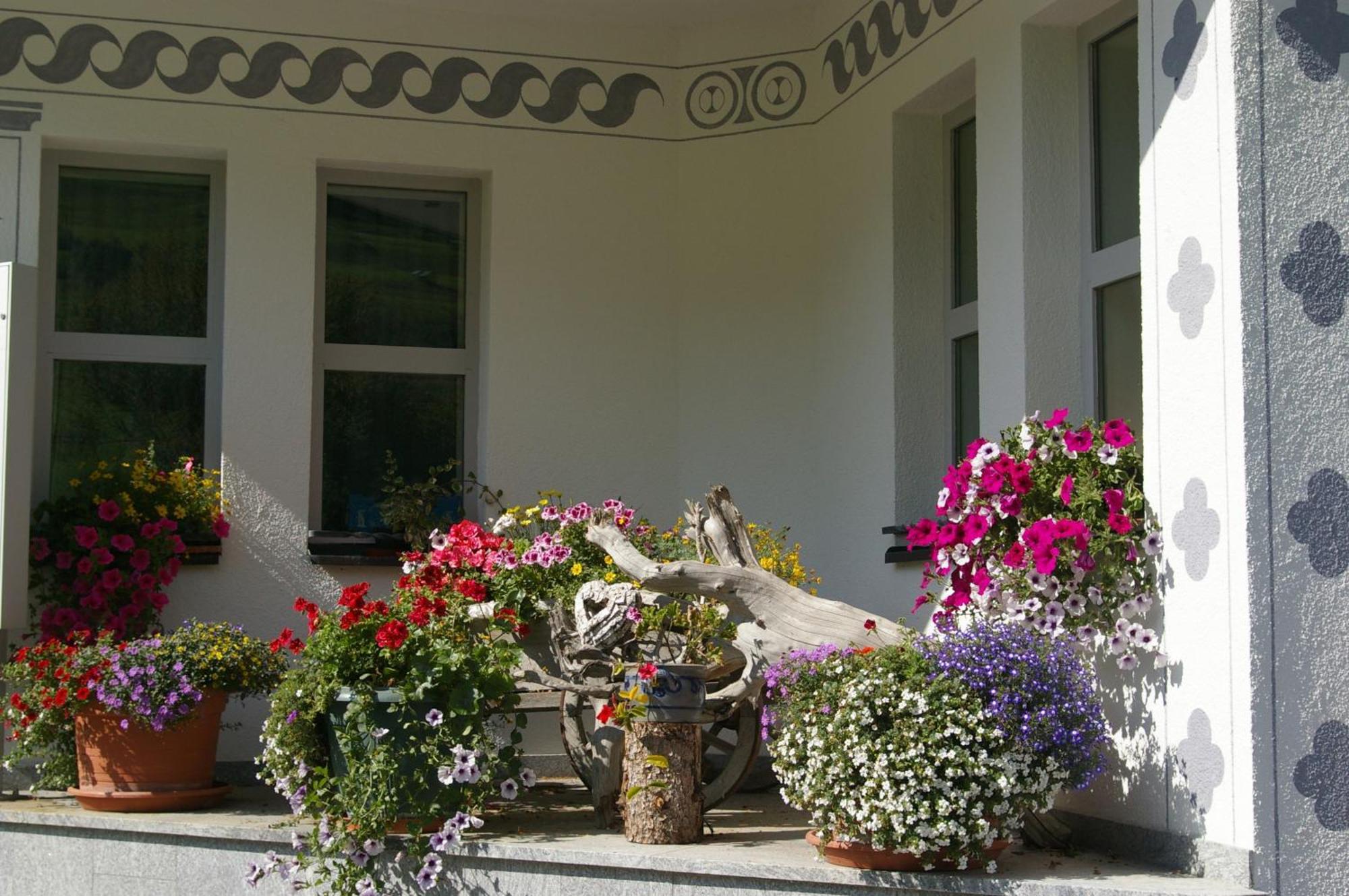 Gasthof Martha เนาดาส ภายนอก รูปภาพ